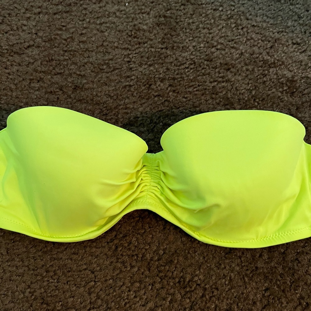 Neon Vs Bikini - image 5